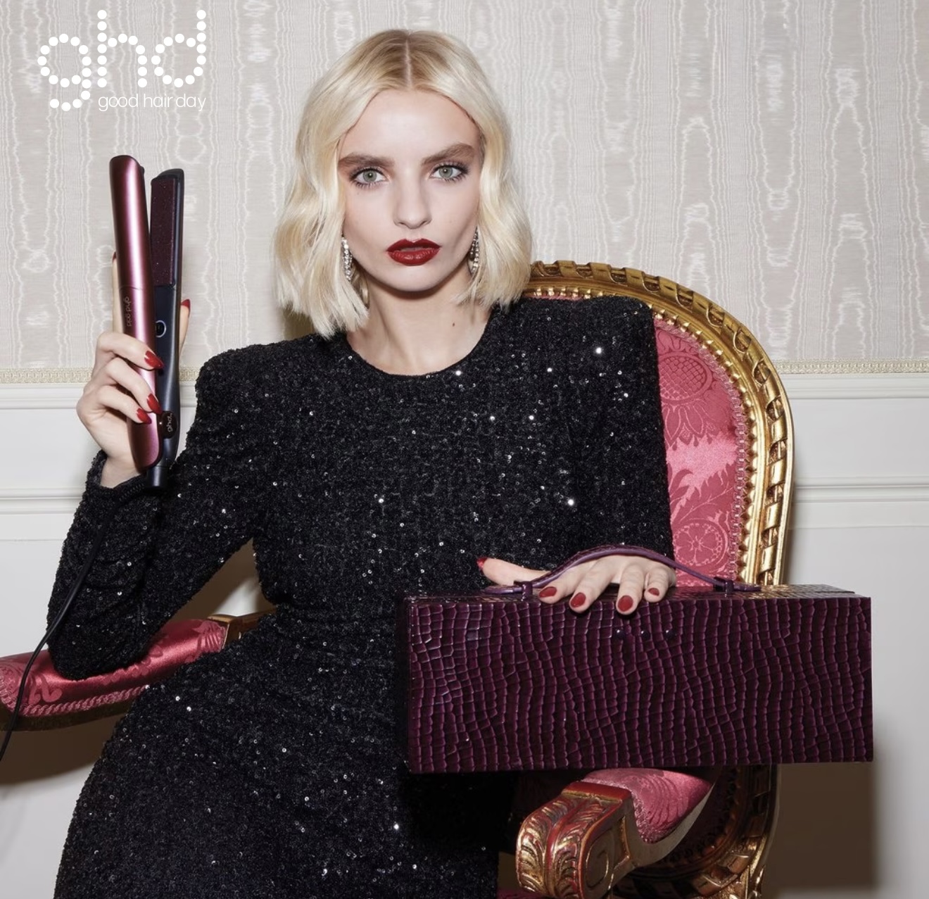 ΝΕΑ ΠΡΕΣΑ ΜΑΛΛΙΩΝ GHD GOLD® ΣΕ CHERRY CHIC - Image 4